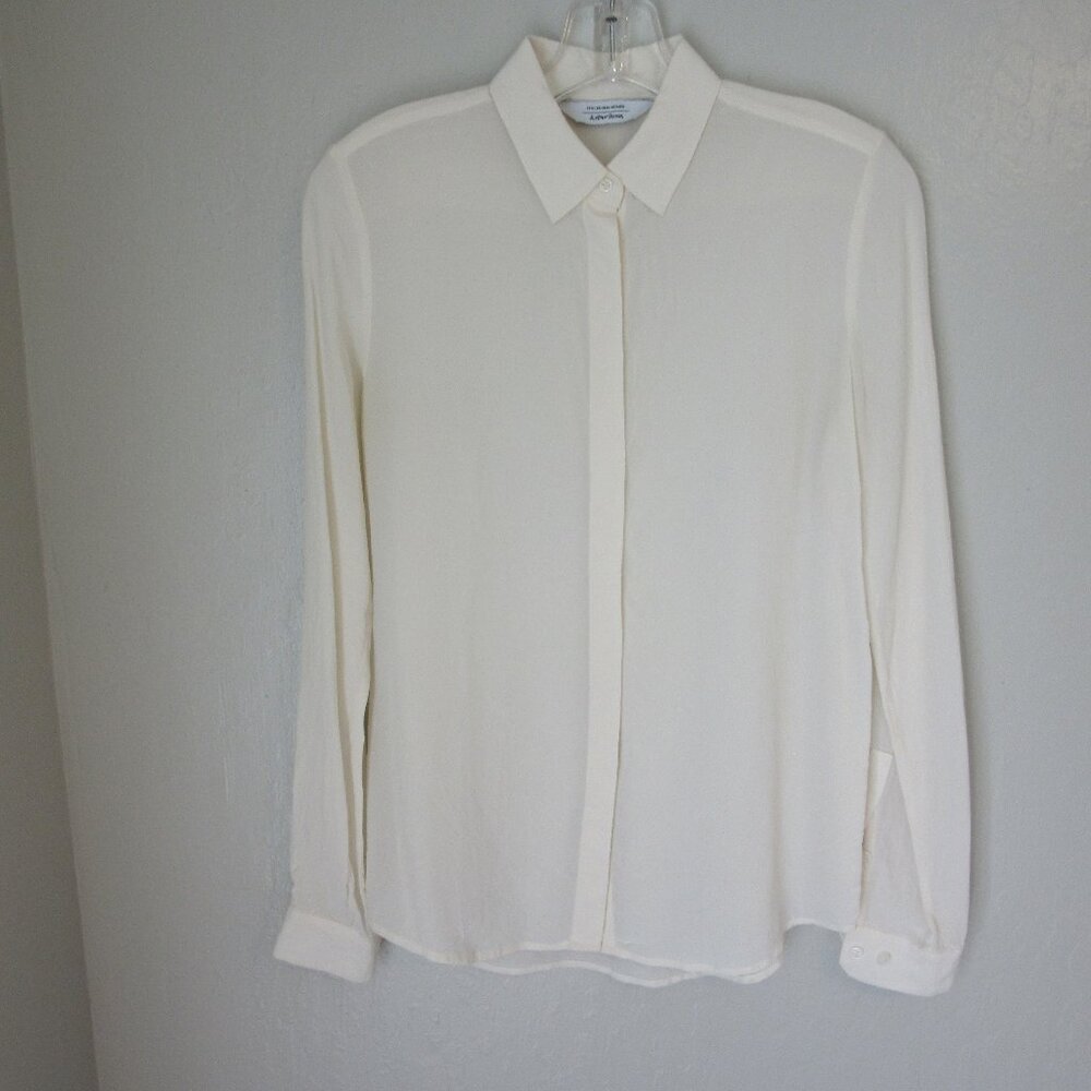 Stockholm Aletier & Other Stories Ivory Silk Size 4 Button Closure Blouse